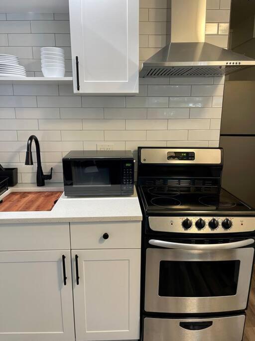 Sparkling Guest Home 2 Bedroom-15 Minutes To Clearwater Beach Eksteriør billede