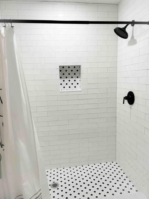 Sparkling Guest Home 2 Bedroom-15 Minutes To Clearwater Beach Eksteriør billede