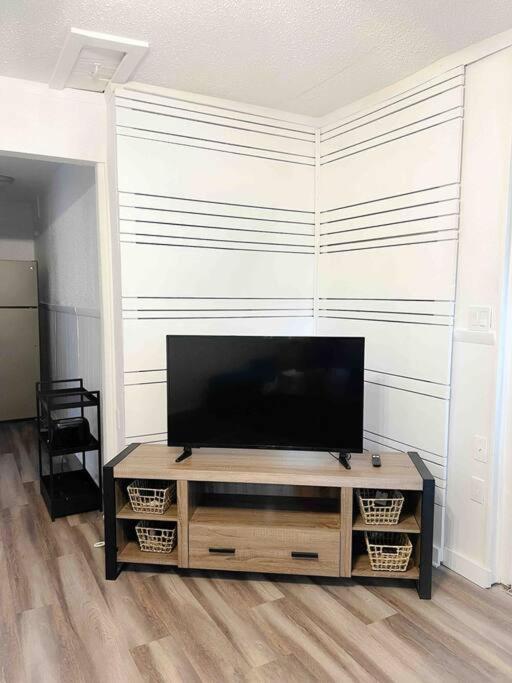 Sparkling Guest Home 2 Bedroom-15 Minutes To Clearwater Beach Eksteriør billede